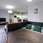 Homely Place Centrum - Stary Rynek - Parking Apartment Poznan