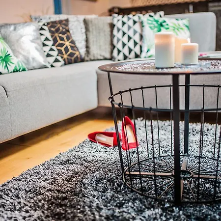 Monroe Residence Poznan Old Town & Parking *