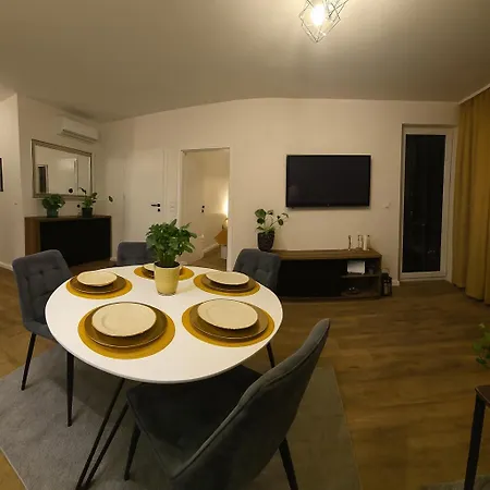 Apartman Monroe Residence Poznan Old Town & Parking *