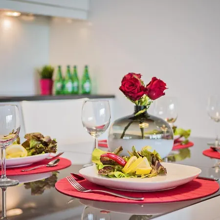 Monroe Residence Poznan Old Town & Parking Apartman *