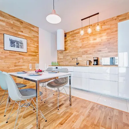 Monroe Residence Poznan Old Town & Parking Apartman