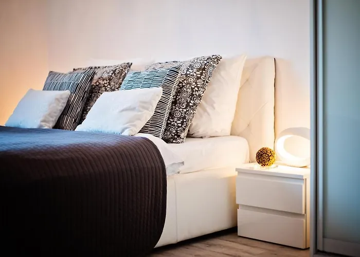 Homely Place Centrum - Stary Rynek - Parking Апартаменти *